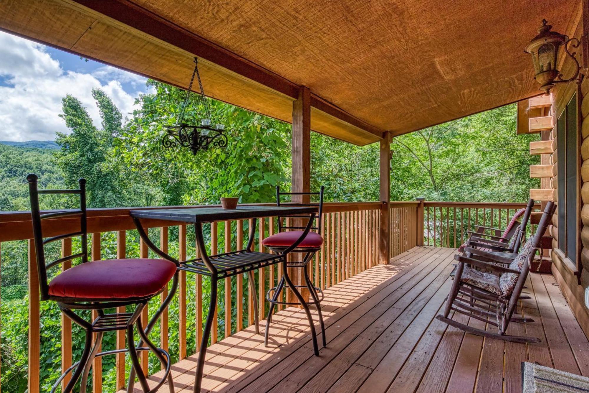 Magical Moments, Hot Tub, Wifi, 1089 Free Tickets Each Paid Day, Dollywood And More Gatlinburg Luaran gambar