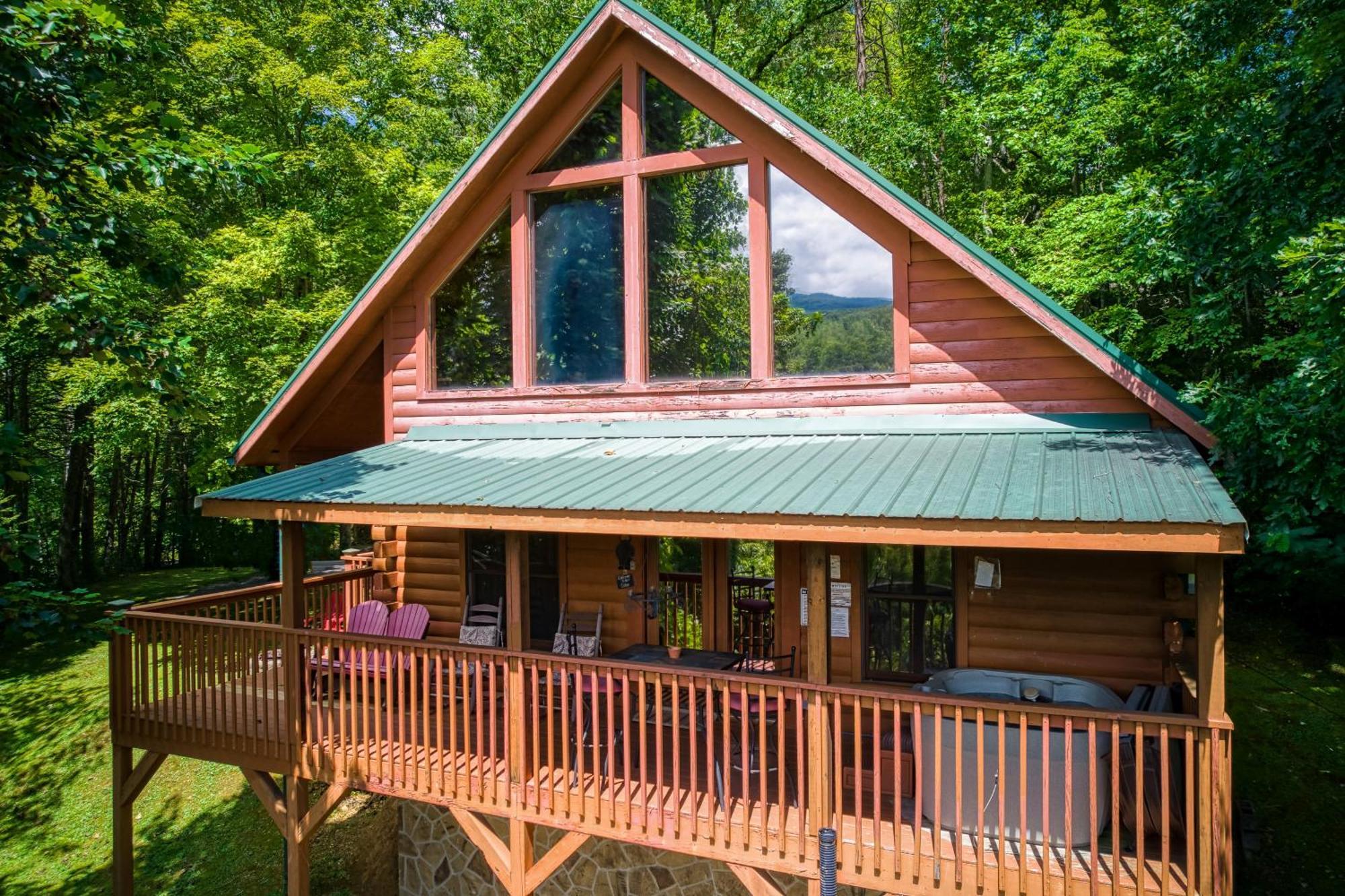 Magical Moments, Hot Tub, Wifi, 1089 Free Tickets Each Paid Day, Dollywood And More Gatlinburg Luaran gambar